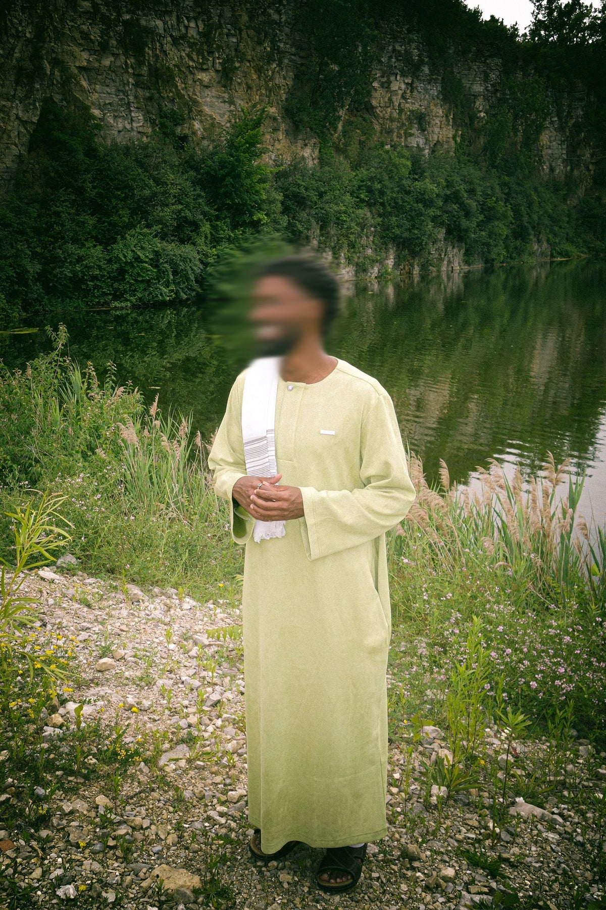 Olive Sudanese Thobe – full view 